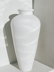 The “Dharma” No Handle Urn