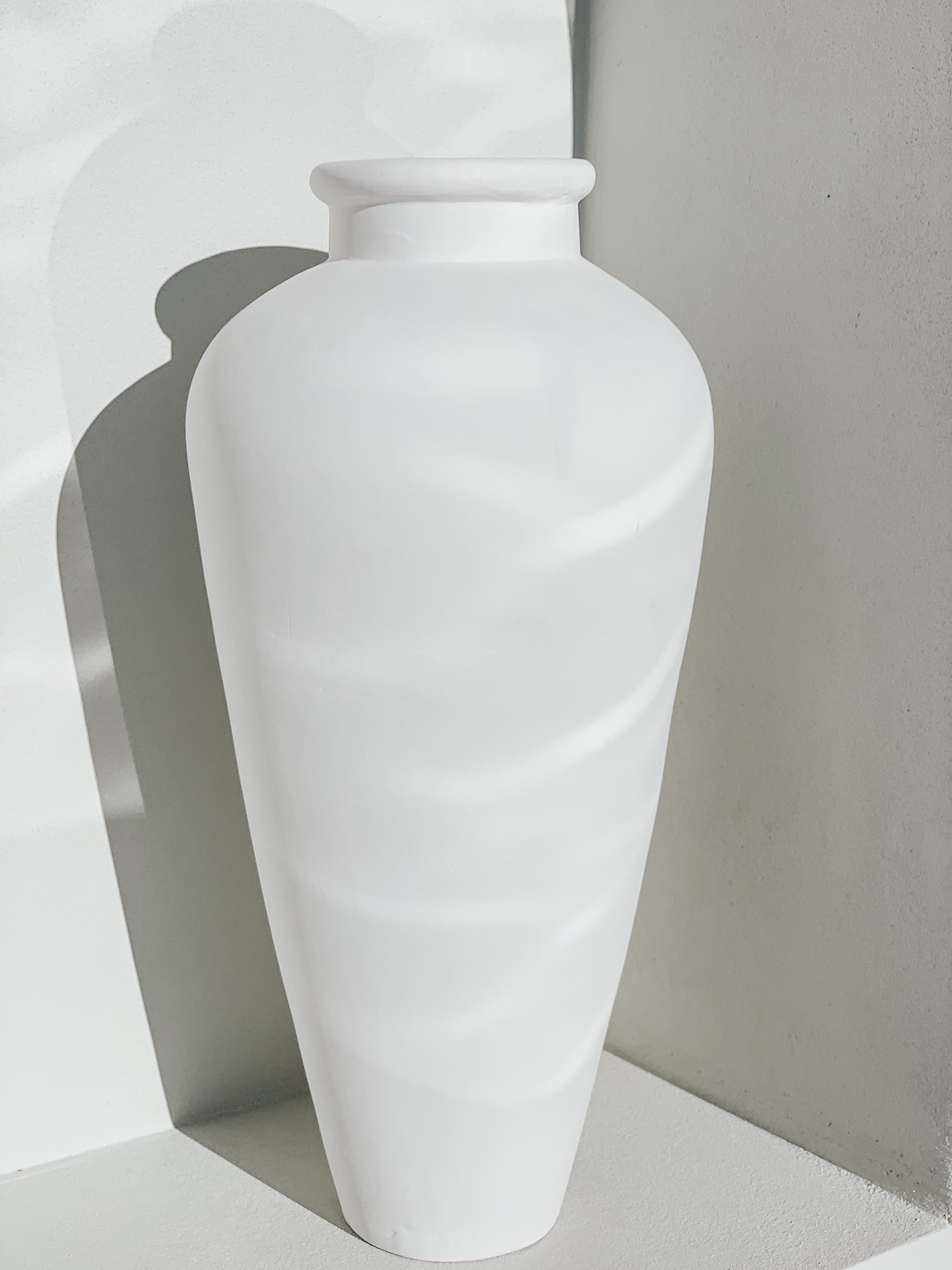 The “Dharma” No Handle Urn