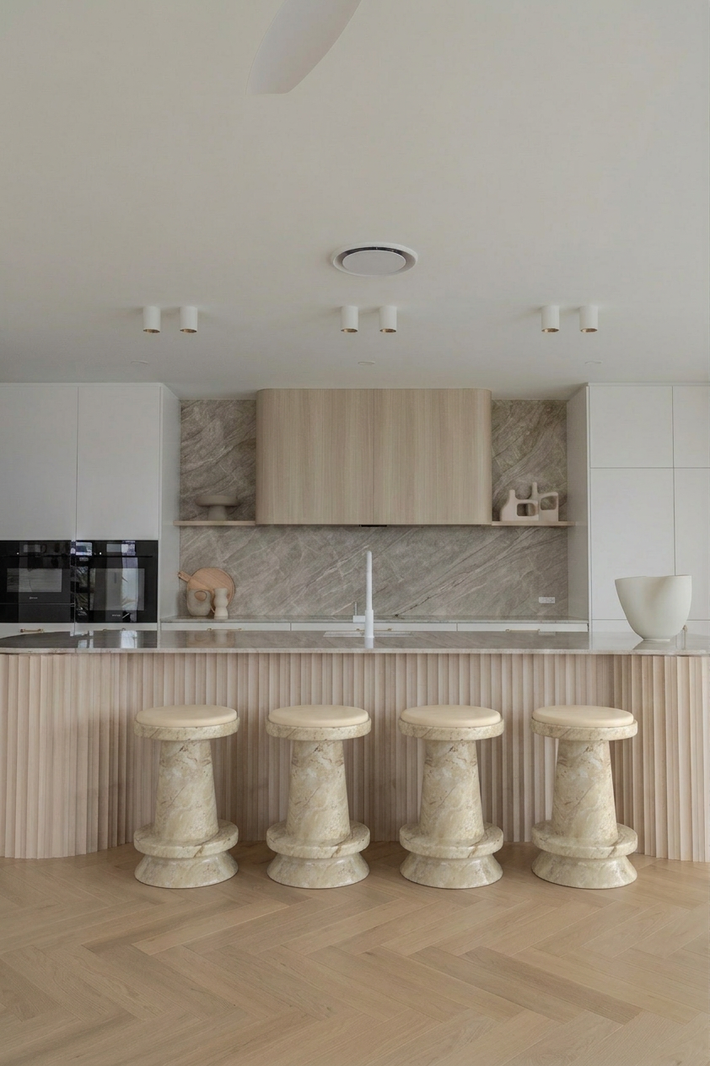 COUNTER STOOL – P&R Styling