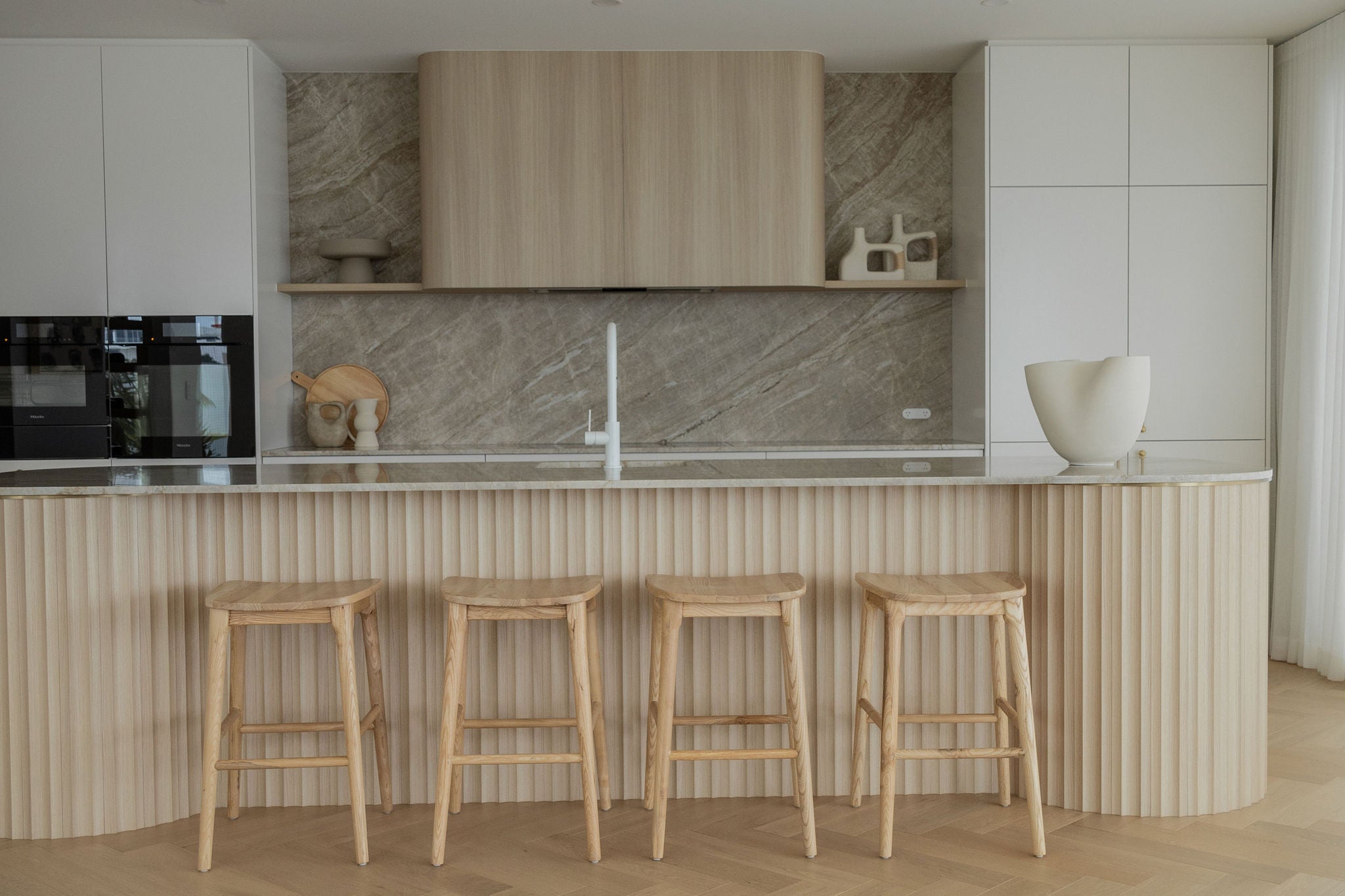 The Arlow counter stool - ash wood