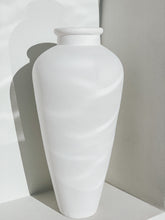 Load image into Gallery viewer, The “Dharma” No Handle Urn - (pre order 12-14 weeks)
