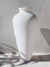 Load image into Gallery viewer, The “Dharma” No Handle Urn - (pre order 12-14 weeks)

