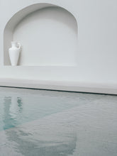 Load image into Gallery viewer, The “Unica” Single handle urn - pre order 12-14 weeks
