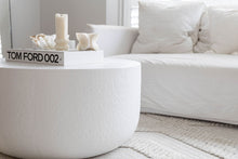 Load image into Gallery viewer, The Curve coffee table - pure white ripple concrete
