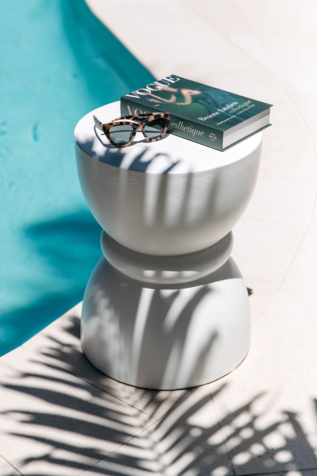 Side Table Pure Hourglass Side Table - Pure White Concrete – P&R Styling