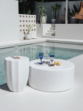 Load image into Gallery viewer, The Oversized coffee table - pure white concrete
